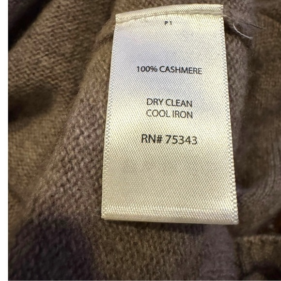 Adrienne Vittadini 2-Ply 100% Cashmere Pullover Sweater Large Minimalist Preppy - Picture 3 of 8